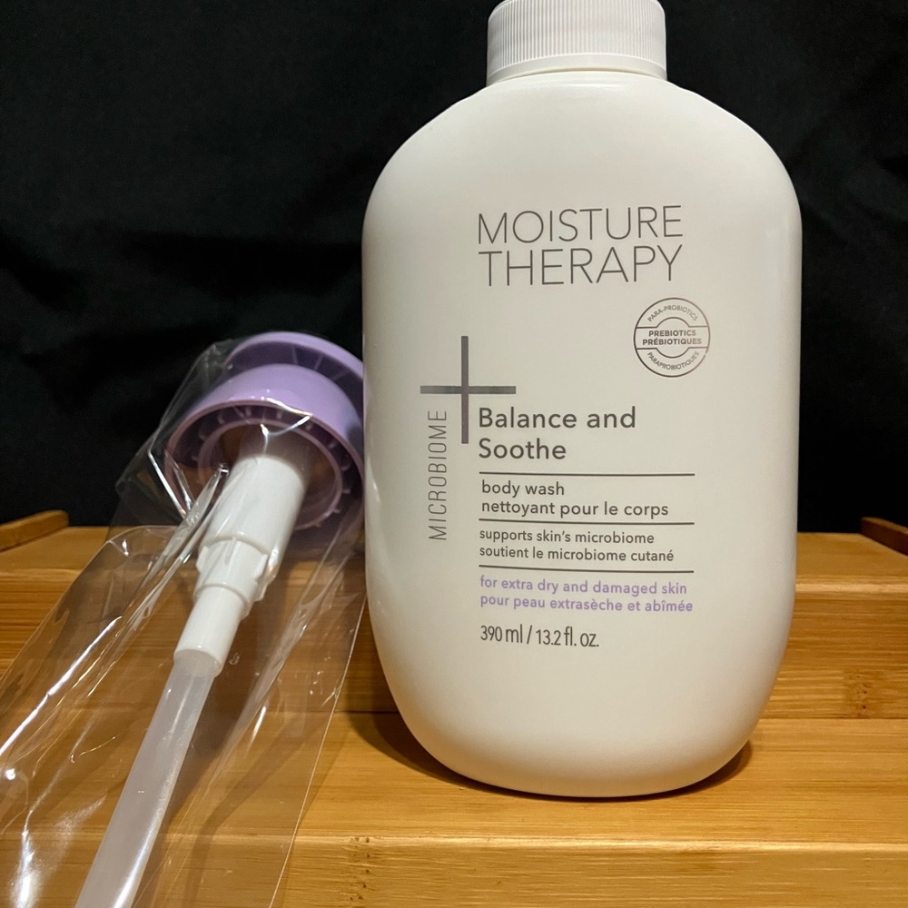 Moisture Therapy +Balance and Soothe Body Wash